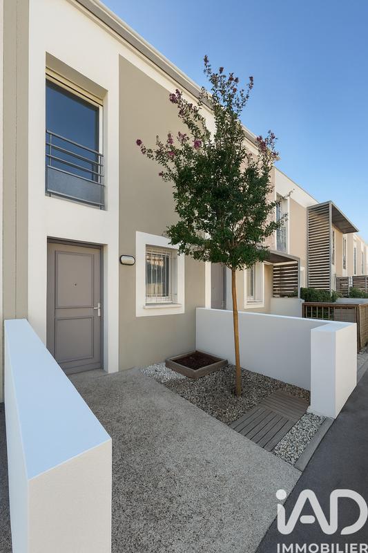 Maison de ville - 77 m² - 4 pièces