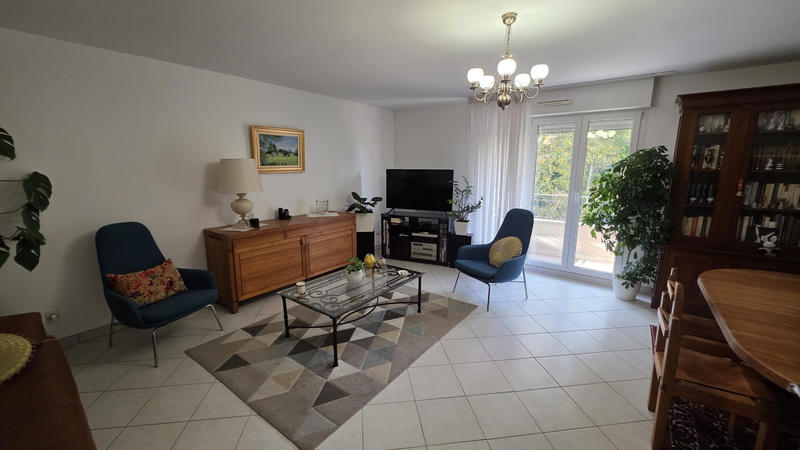 Appartement - 103 m² - 5 pièces