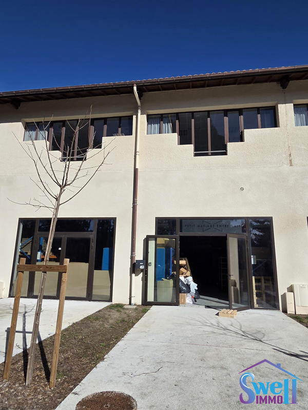 Local commercial - 190 m²