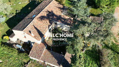 Mas - 465 m² - 20 pièces