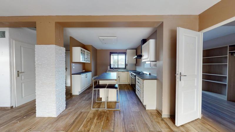 Maison - 79 m² - 4 pièces