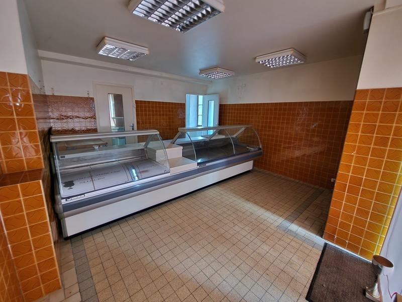 Maison - 151 m² - 7 pièces