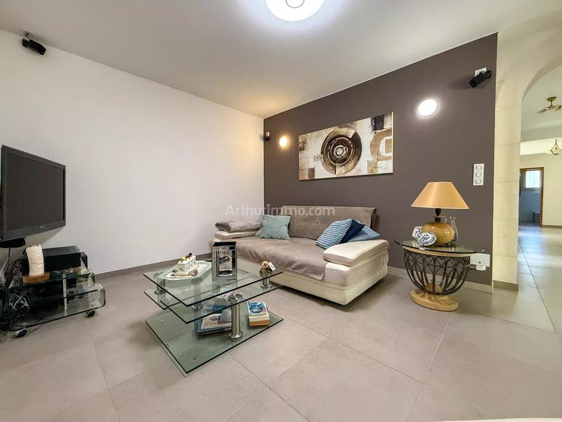 Appartement - 166 m² - 6 pièces