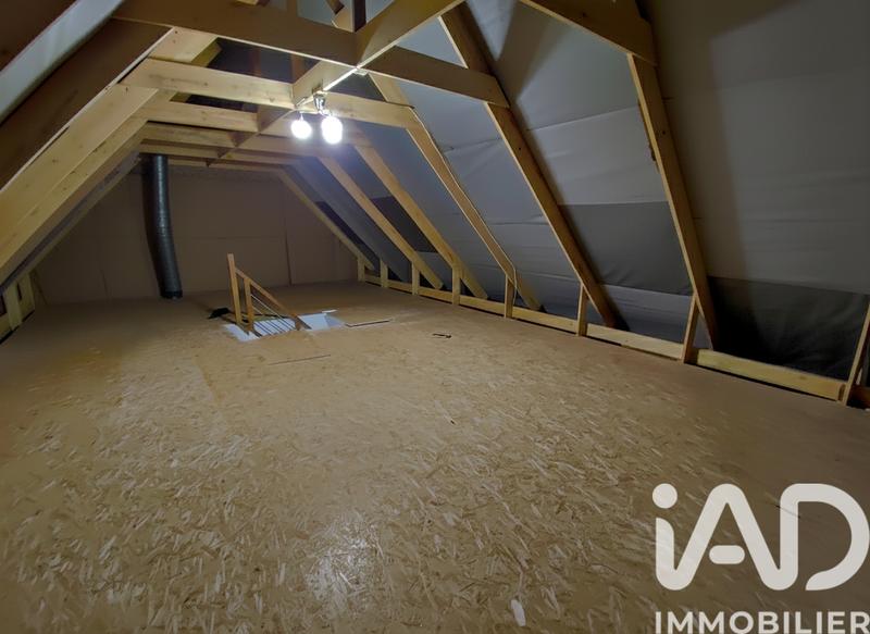 Maison - 101 m² - 5 pièces