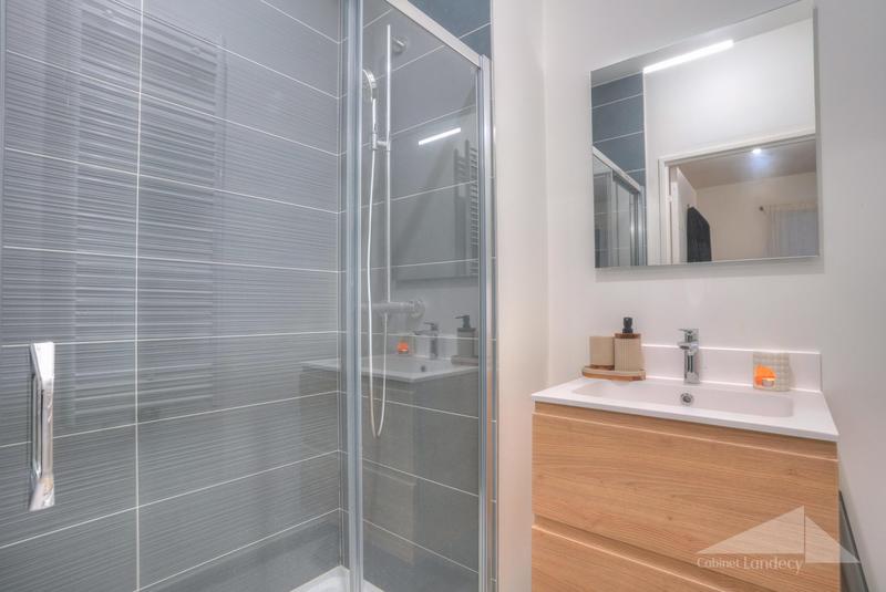 Appartement - 96 m² - 4 pièces