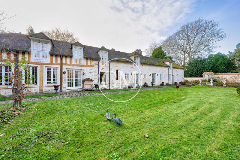 Maison bourgeoise - 520 m² - 10 pièces