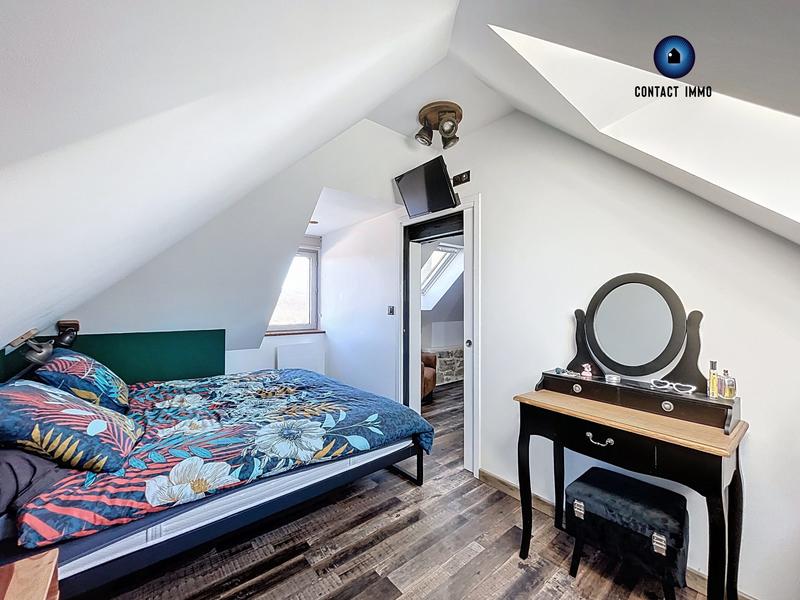 Maison - 210 m² - 10 pièces