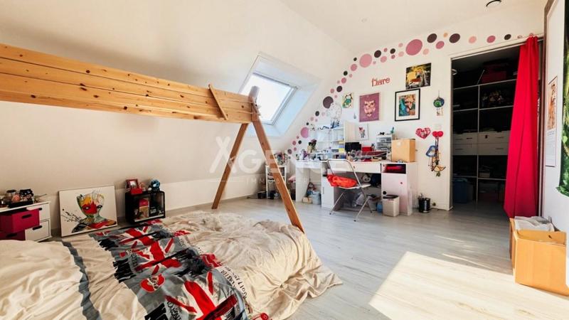 Maison - 252 m² - 5 pièces