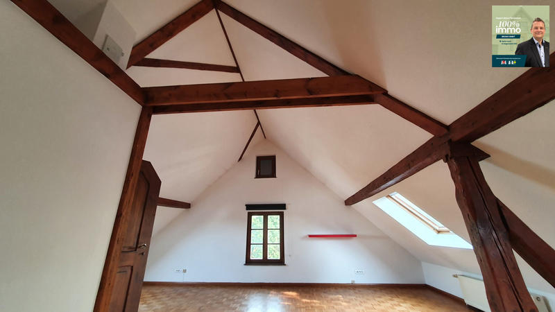 Maison - 256 m² - 8 pièces