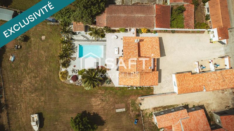 Maison - 200 m² - 6 pièces