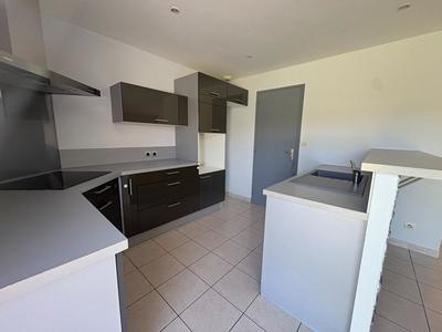 Maison - 122 m² - 6 pièces