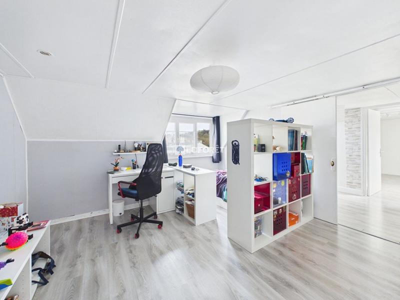 Maison - 190 m² - 7 pièces