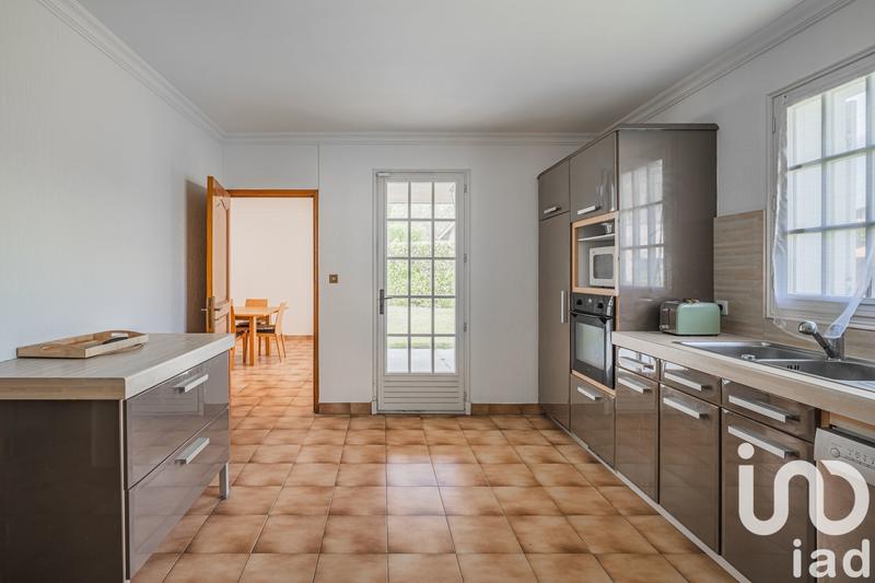 Maison - 205 m² - 5 pièces