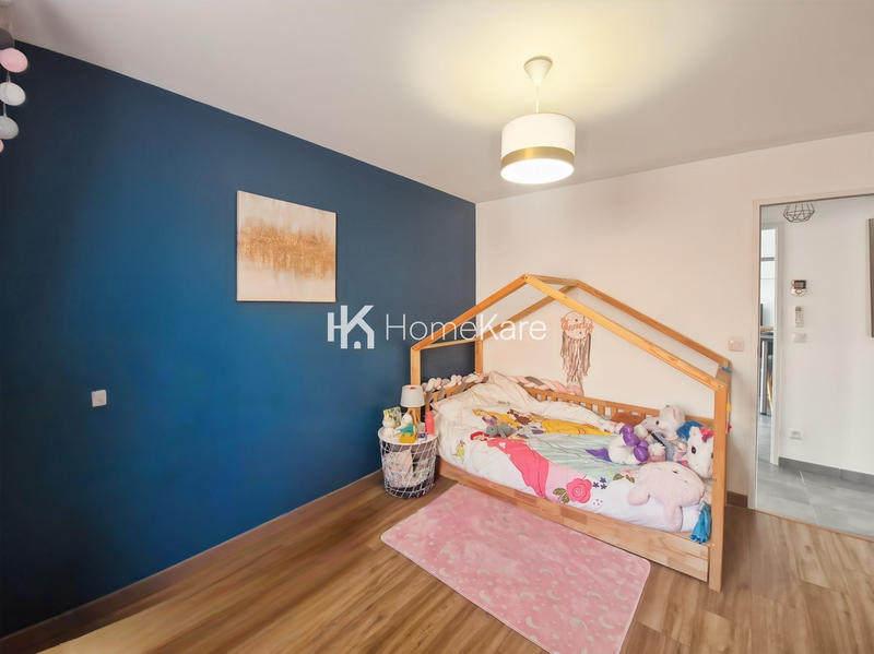 Maison - 92 m² - 4 pièces