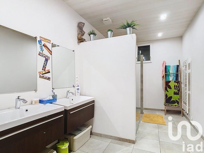 Maison de village - 300 m² - 8 pièces