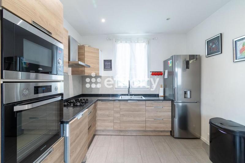 Pavillon - 60 m² - 4 pièces