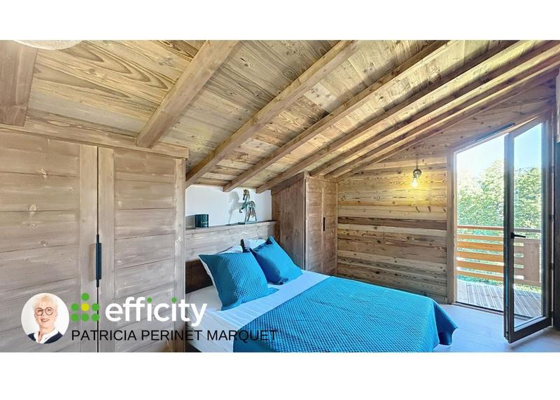 Maison - 225 m² - 8 pièces