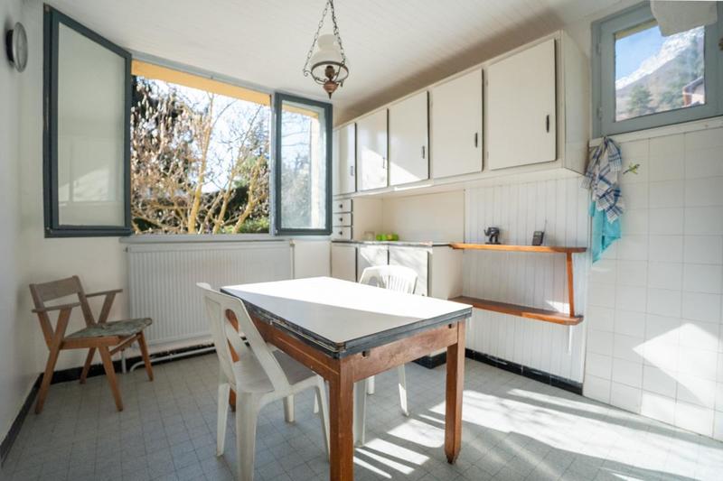 Maison - 143 m² - 7 pièces