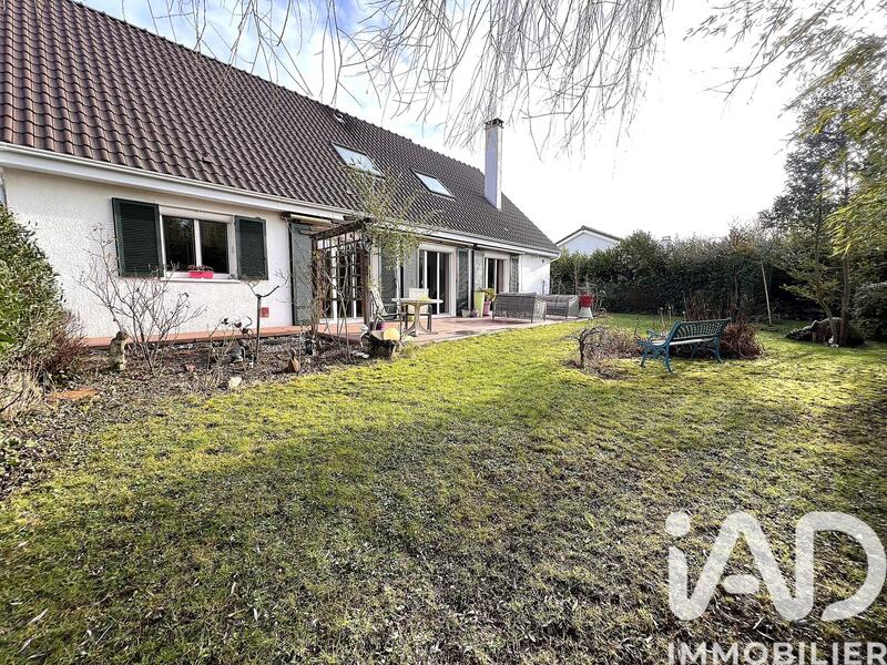 Maison - 184 m² - 7 pièces