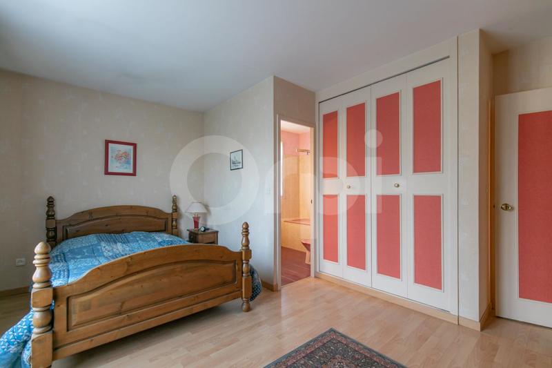 Maison - 155 m² - 7 pièces