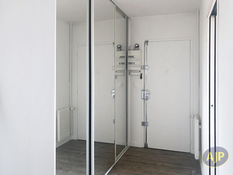 Appartement - 82 m² - 4 pièces