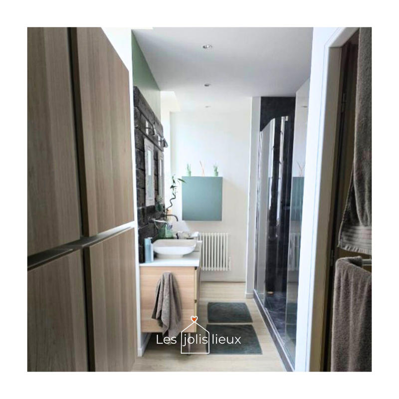 Maison - 221 m² - 10 pièces