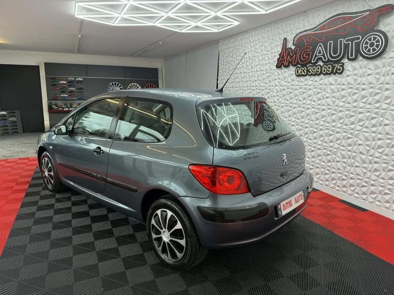 Peugeot 307 1.6 HDi 16v 110 Cv. Restylée