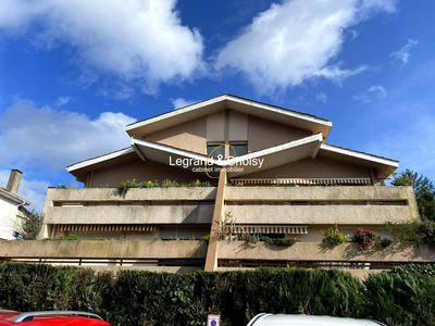 Appartement - 92 m² - 3 pièces