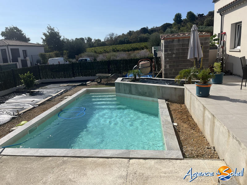 Maison - 110 m² - 4 pièces