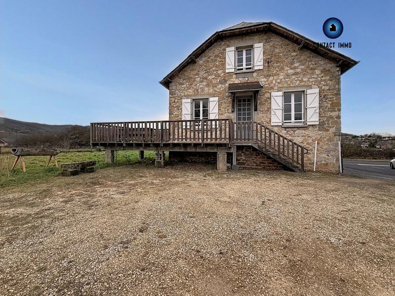Maison - 99 m² - 5 pièces