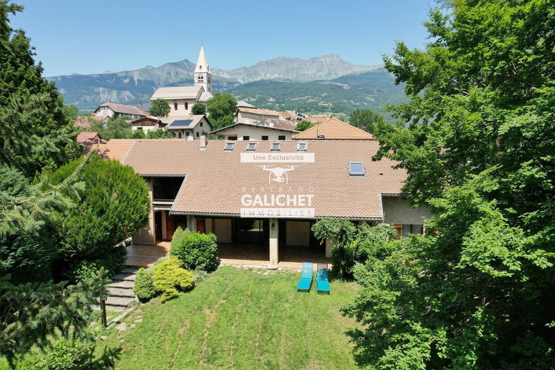 Maison - 136 m² - 5 pièces