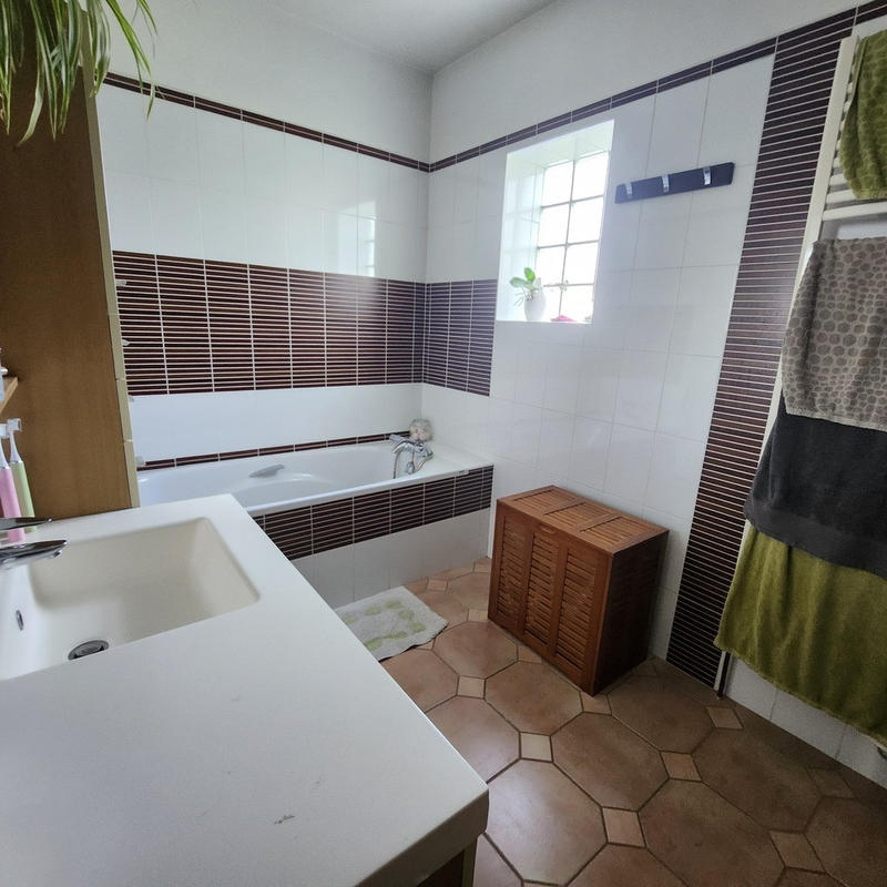 Maison - 160 m² - 6 pièces