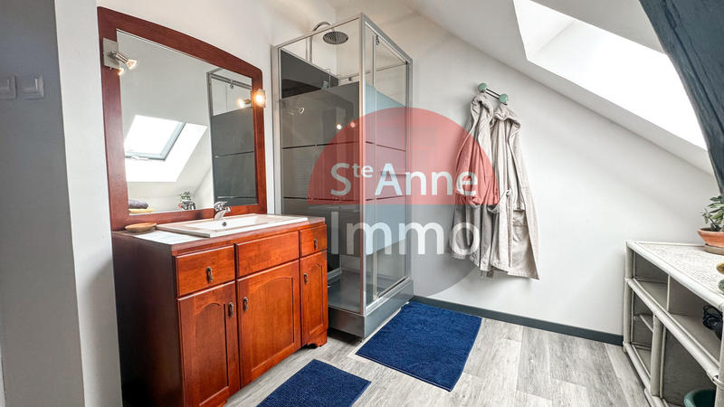 Maison - 240 m² - 4 pièces