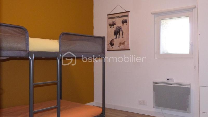 Maison - 180 m² - 11 pièces