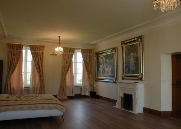 Manoir - 1 200 m² - 20 pièces