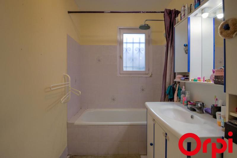 Villa - 99 m² - 5 pièces