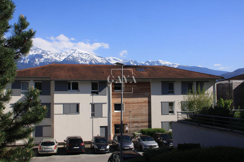 Appartement - 76 m² - 4 pièces