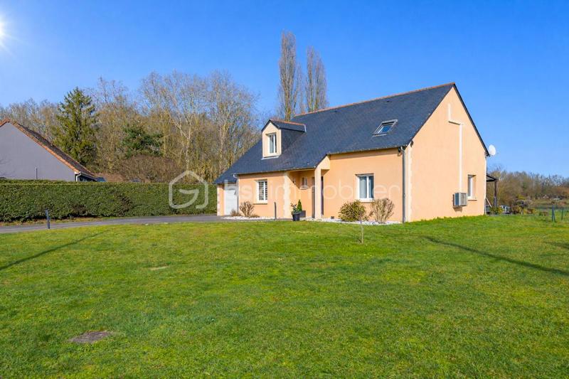 Maison traditionnelle - 156 m² - 5 pièces