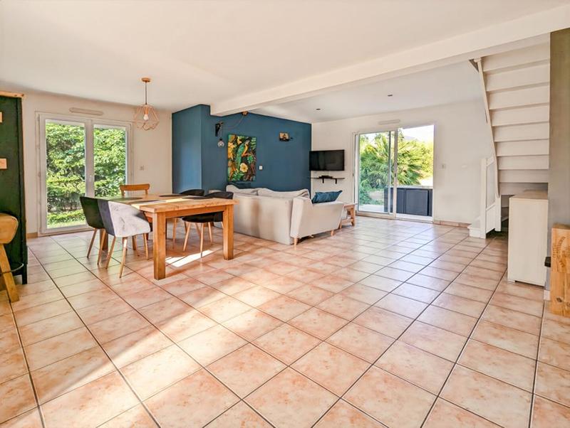 Maison - 114 m² - 5 pièces