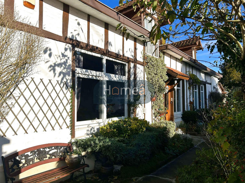 Maison - 134 m² - 5 pièces