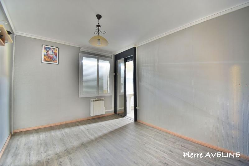 Maison - 187 m² - 7 pièces