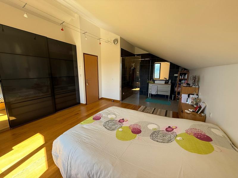 Maison - 170 m² - 5 pièces