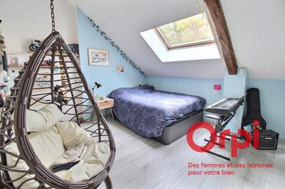 Appartement - 90 m² - 4 pièces