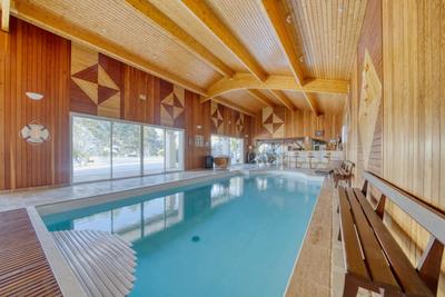 Propriété - 600 m² - 11 pièces