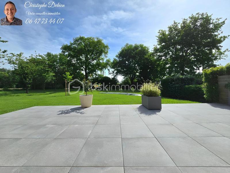 Grange - 231 m² - 10 pièces