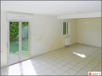 Maison - 111 m² - 6 pièces