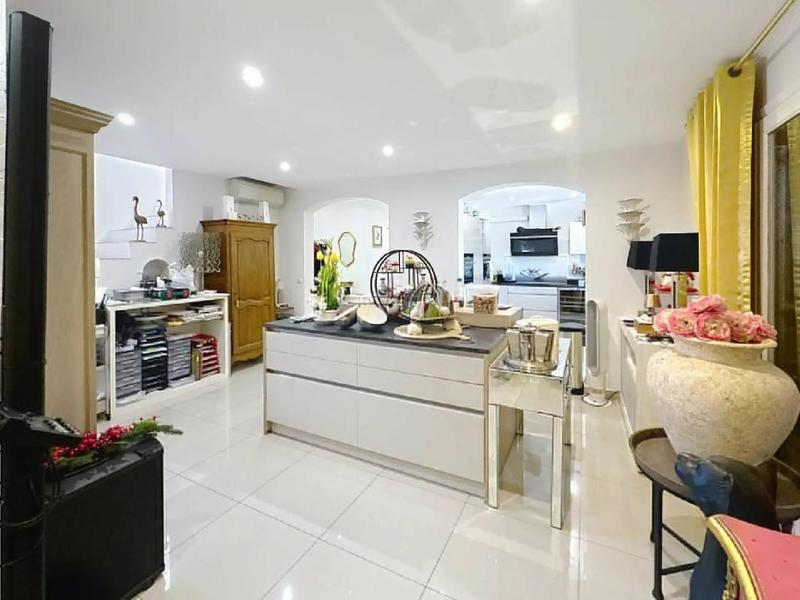 Maison - 106 m² - 4 pièces