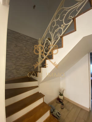 Maison - 140 m² - 6 pièces