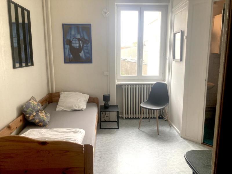 Chambre - 15 m² - 1 pièce