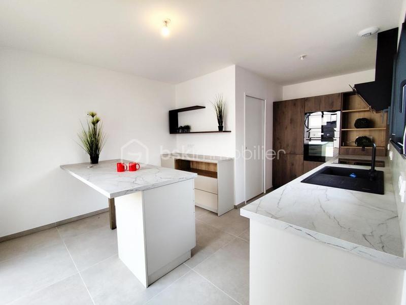 Maison traditionnelle - 142 m² - 5 pièces